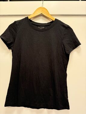 Tahari Black Short Sleeve Crewneck Tee